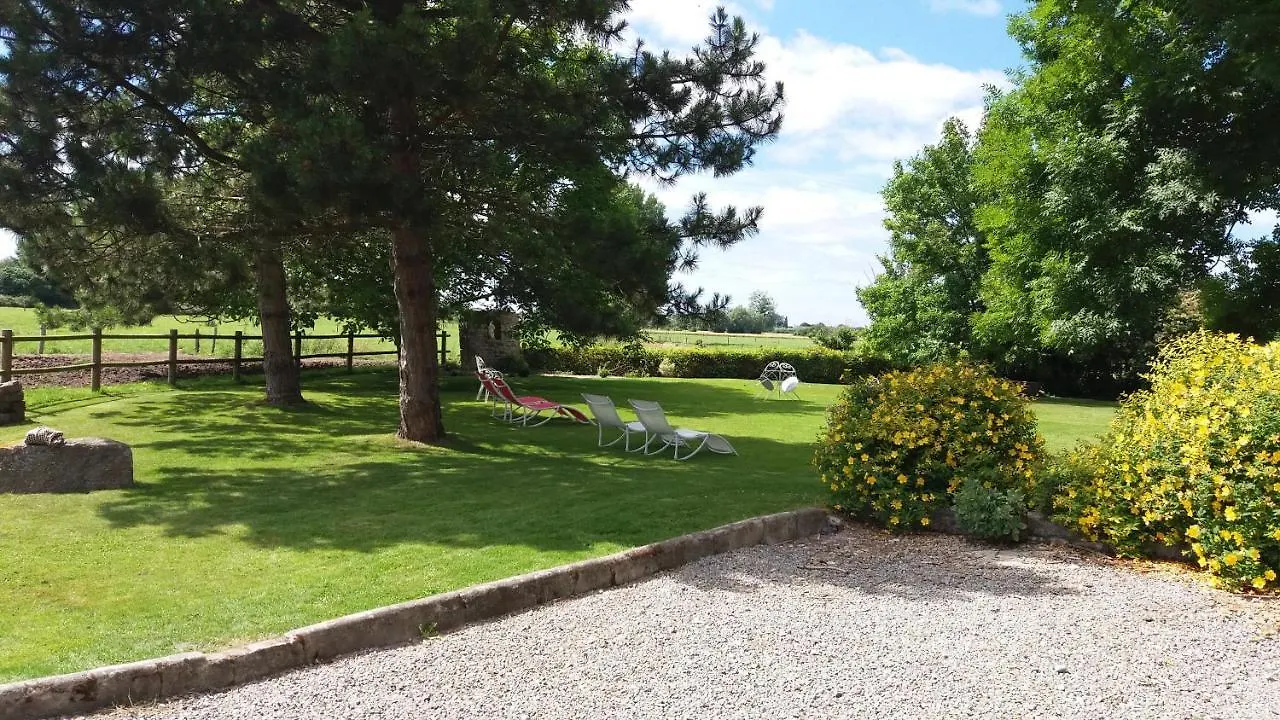 Manoir De La Ville Marie Hirel